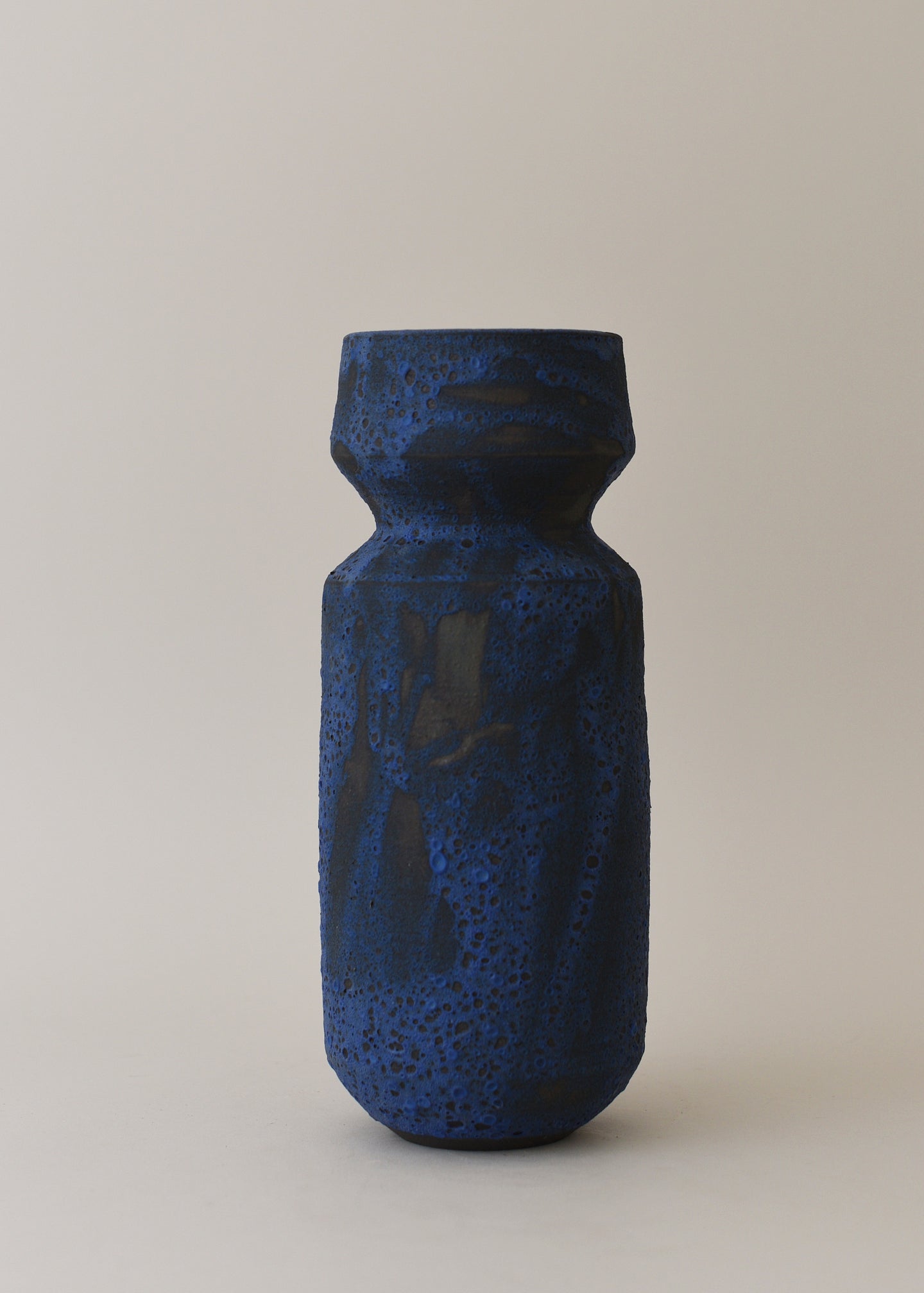 Oko Series Vase in Brushed Cobalt - Victoria Morris Pottery