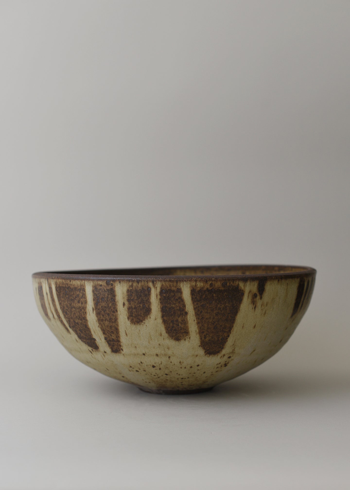 Essential Rounded Serving Bowl in Live Oak - Victoria Morris Pottery