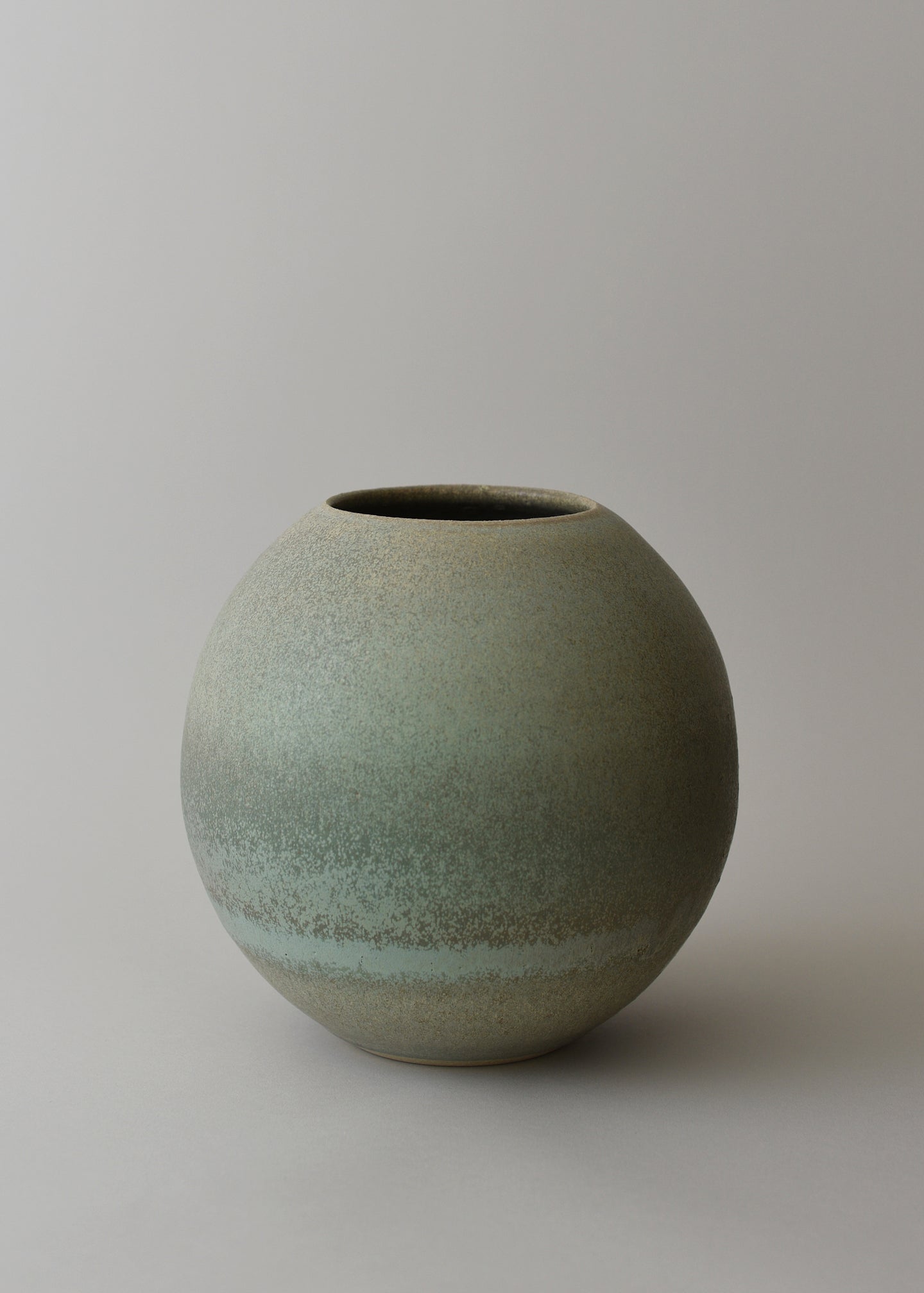 Orb Vase in Mineral - Victoria Morris Pottery