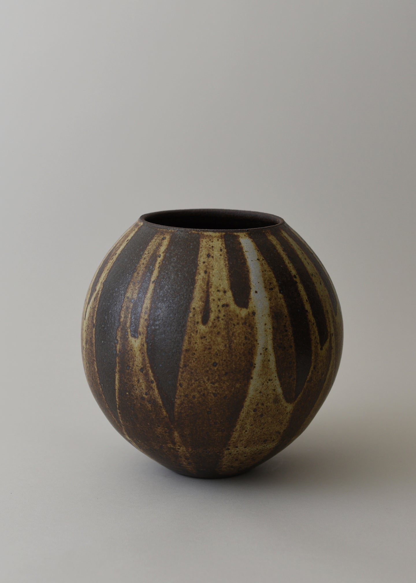 Orb Vase in Live Oak - Victoria Morris Pottery