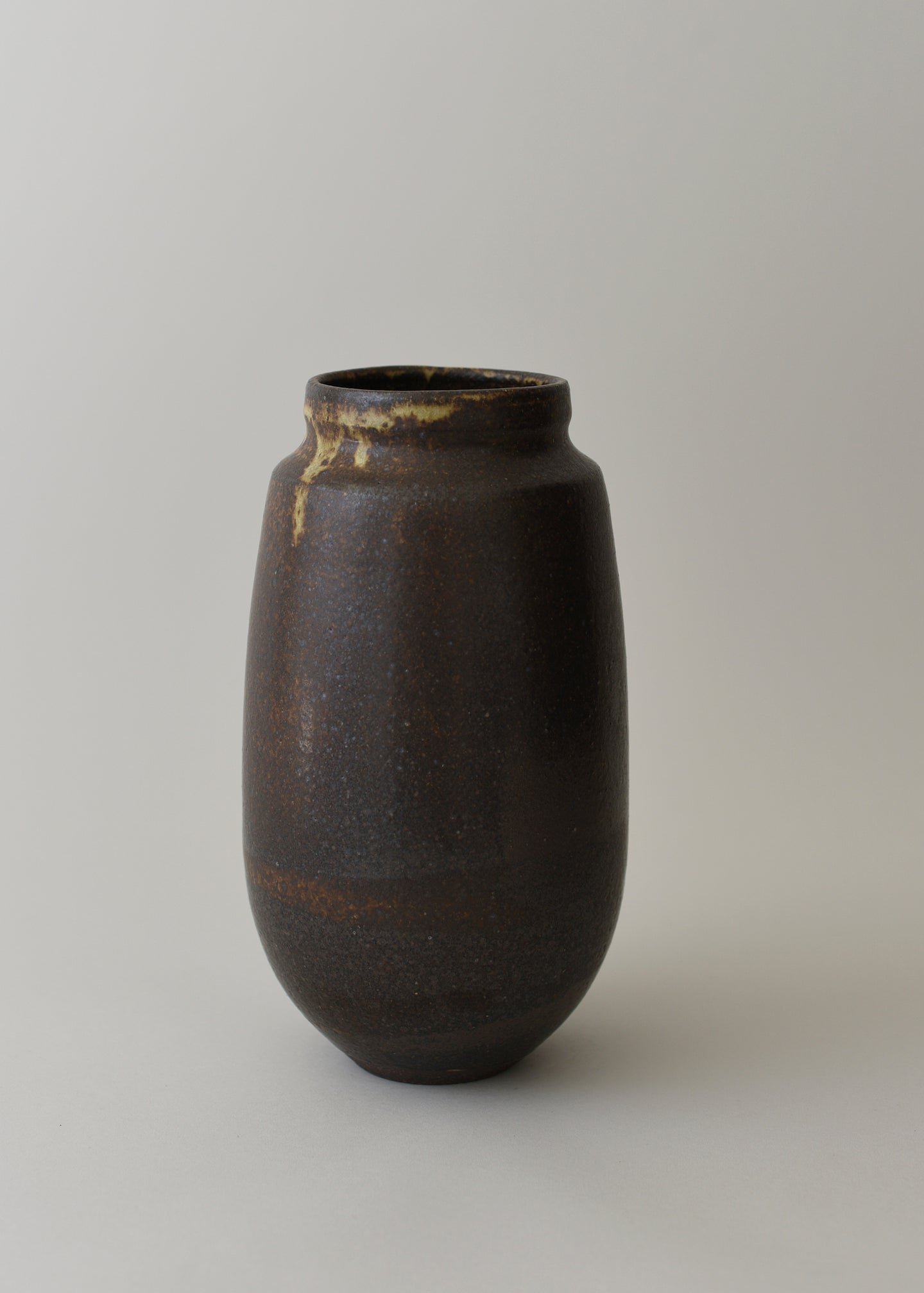 Poppy Series Vase in Live Oak - Victoria Morris Pottery