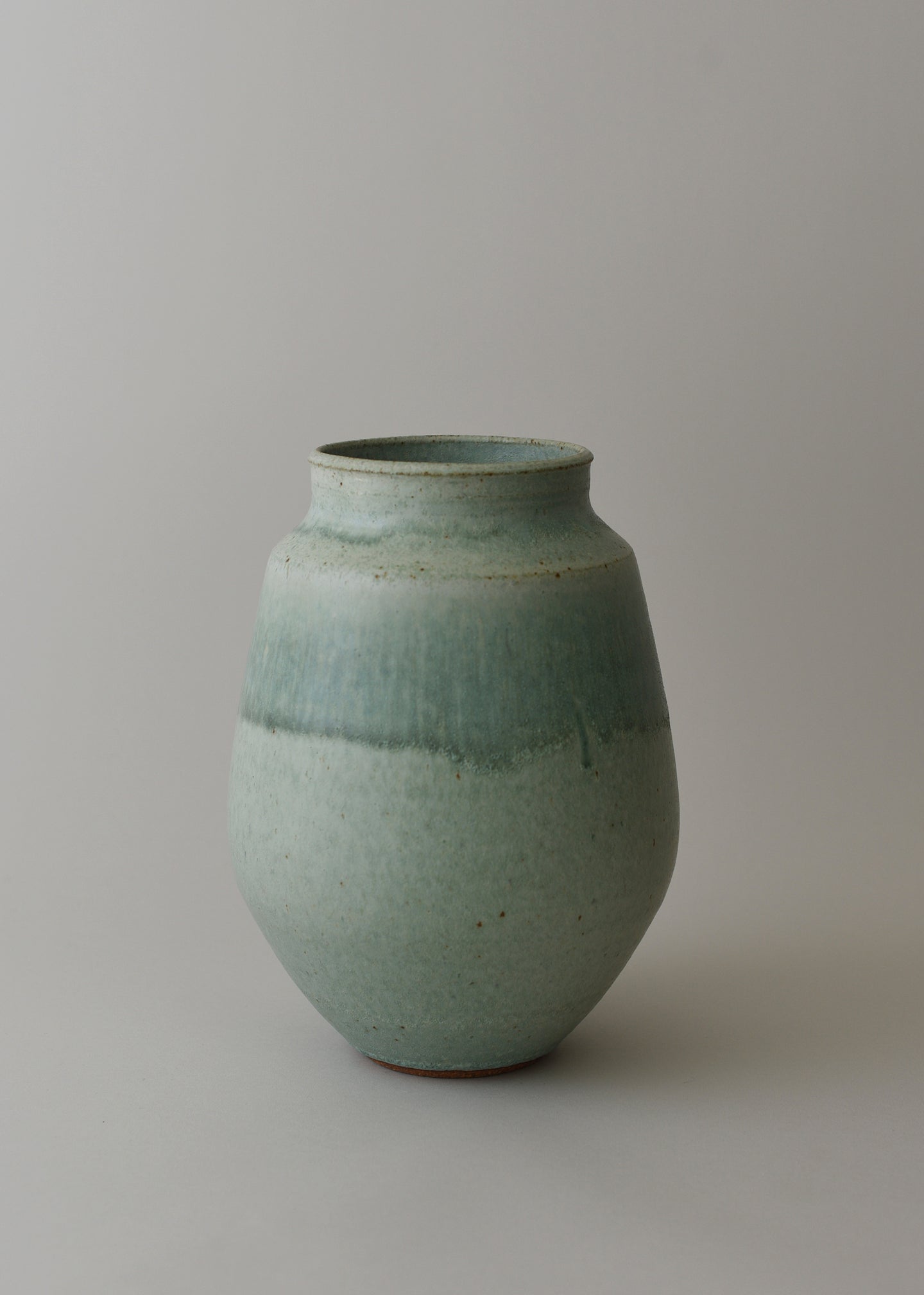 Poppy Vase no. 5 in Cobre - Victoria Morris Pottery