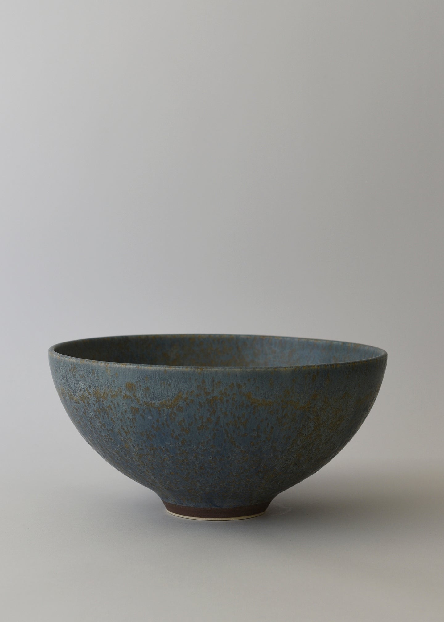 Lucy Series Bowl in Lake - Victoria Morris Pottery