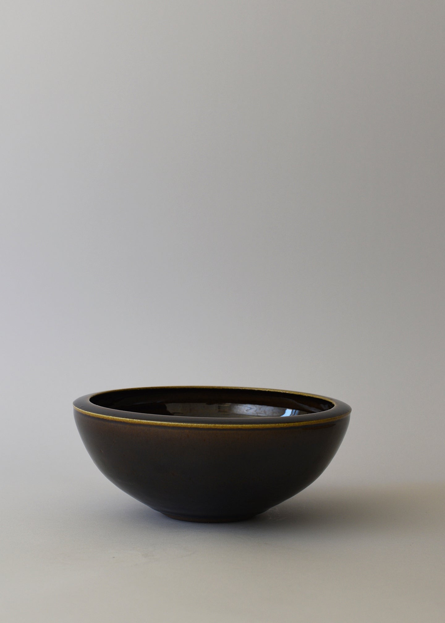 Small Ledge Bowl in Amber - Victoria Morris Pottery