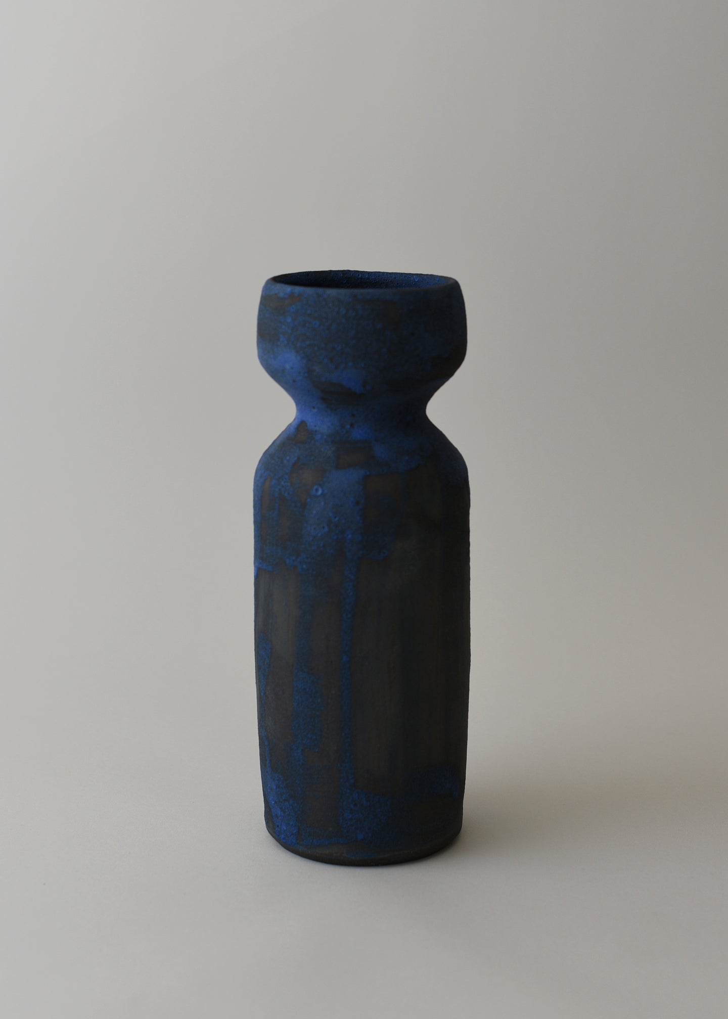 Oko Vase in Brushed Cobalt - Victoria Morris Pottery