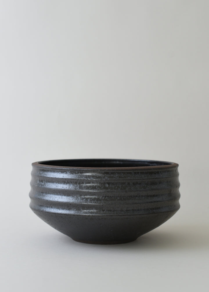 Architectural Bowl in Iron Black - Victoria Morris Pottery