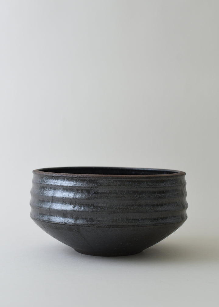 Architectural Bowl in Iron Black - Victoria Morris Pottery
