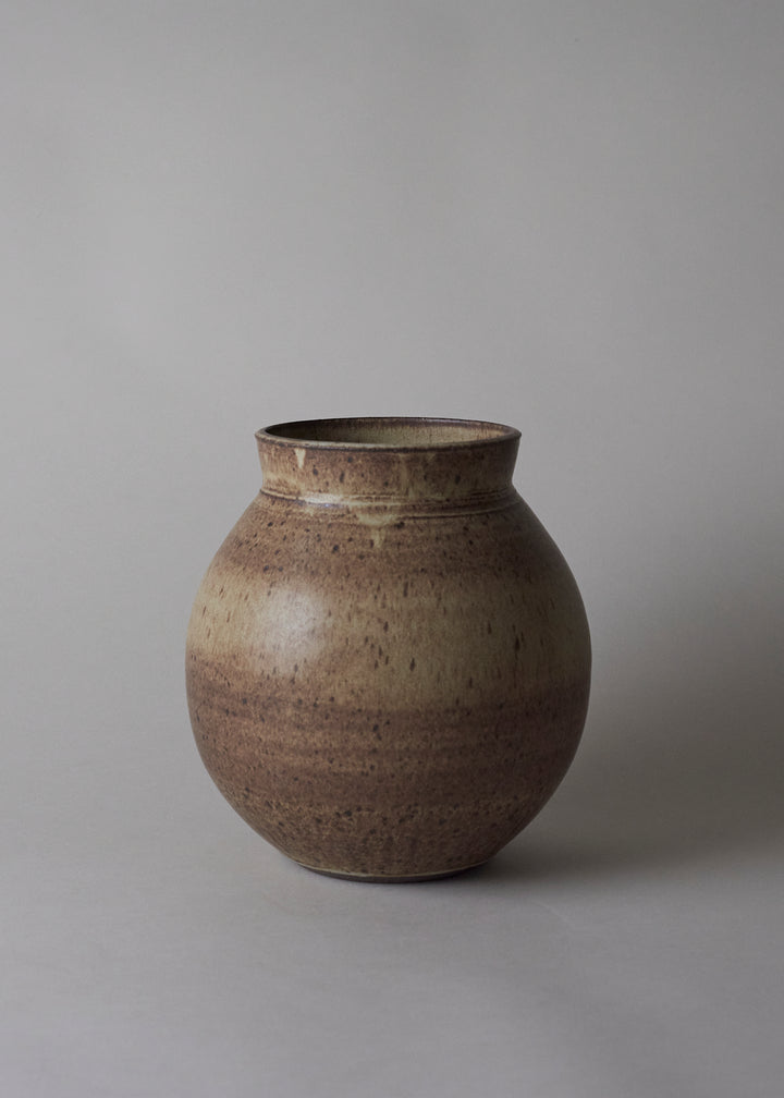 Deco Series Vase in Live Oak - Victoria Morris Pottery