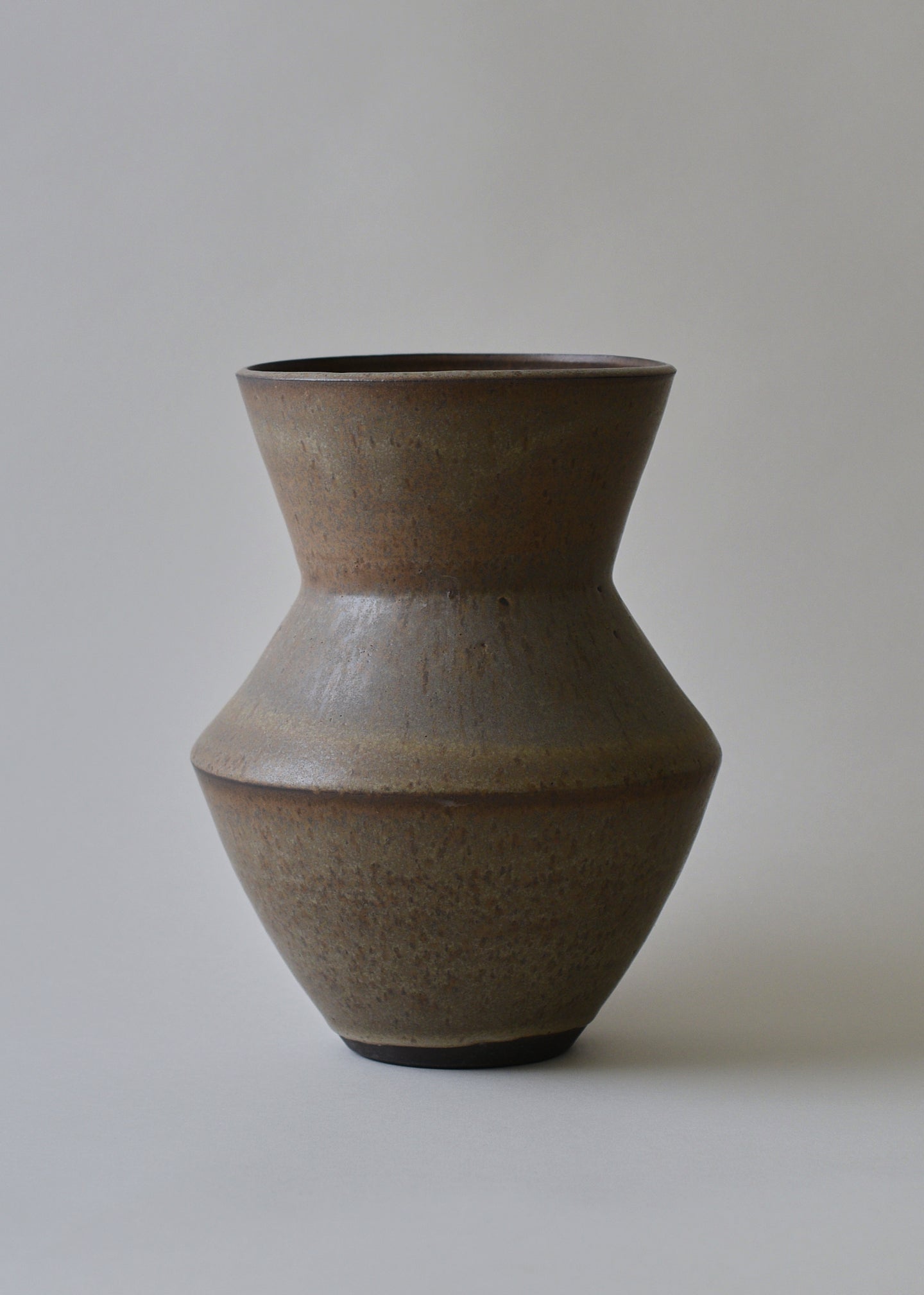 Diana Series Vase no. 2 in Hazel - Victoria Morris Pottery