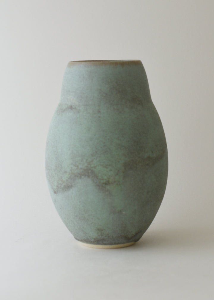 Echo Vase in Mineral - Victoria Morris Pottery