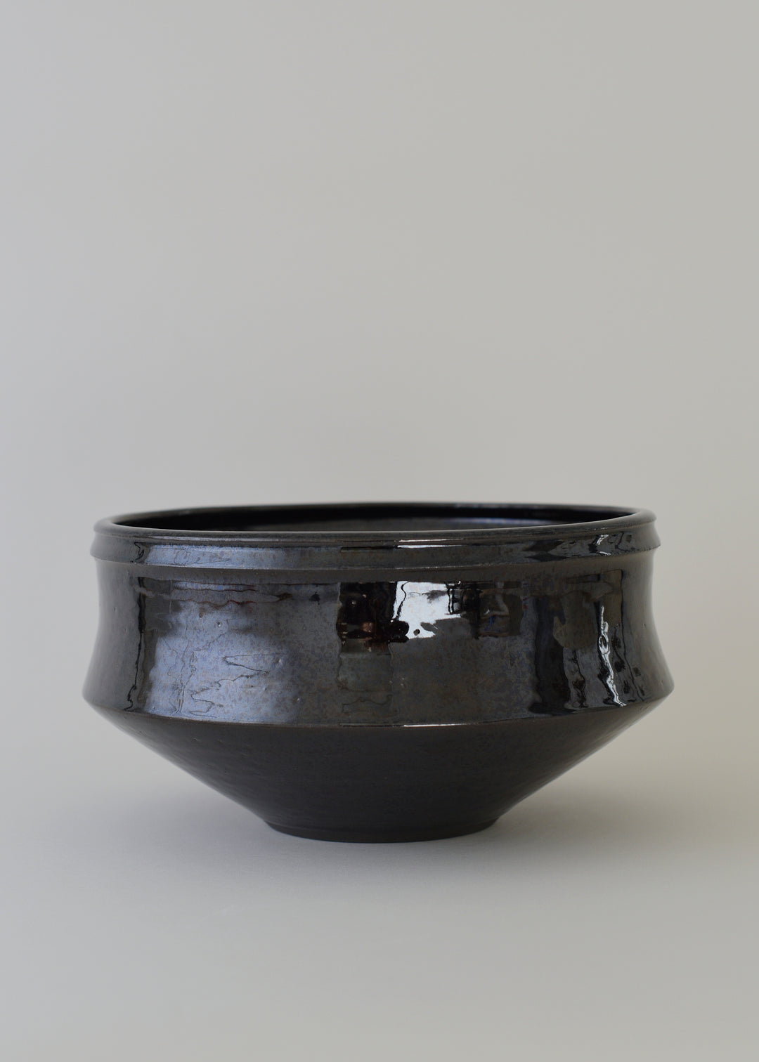 Elle Series Bowl in Dark Amber - Victoria Morris Pottery