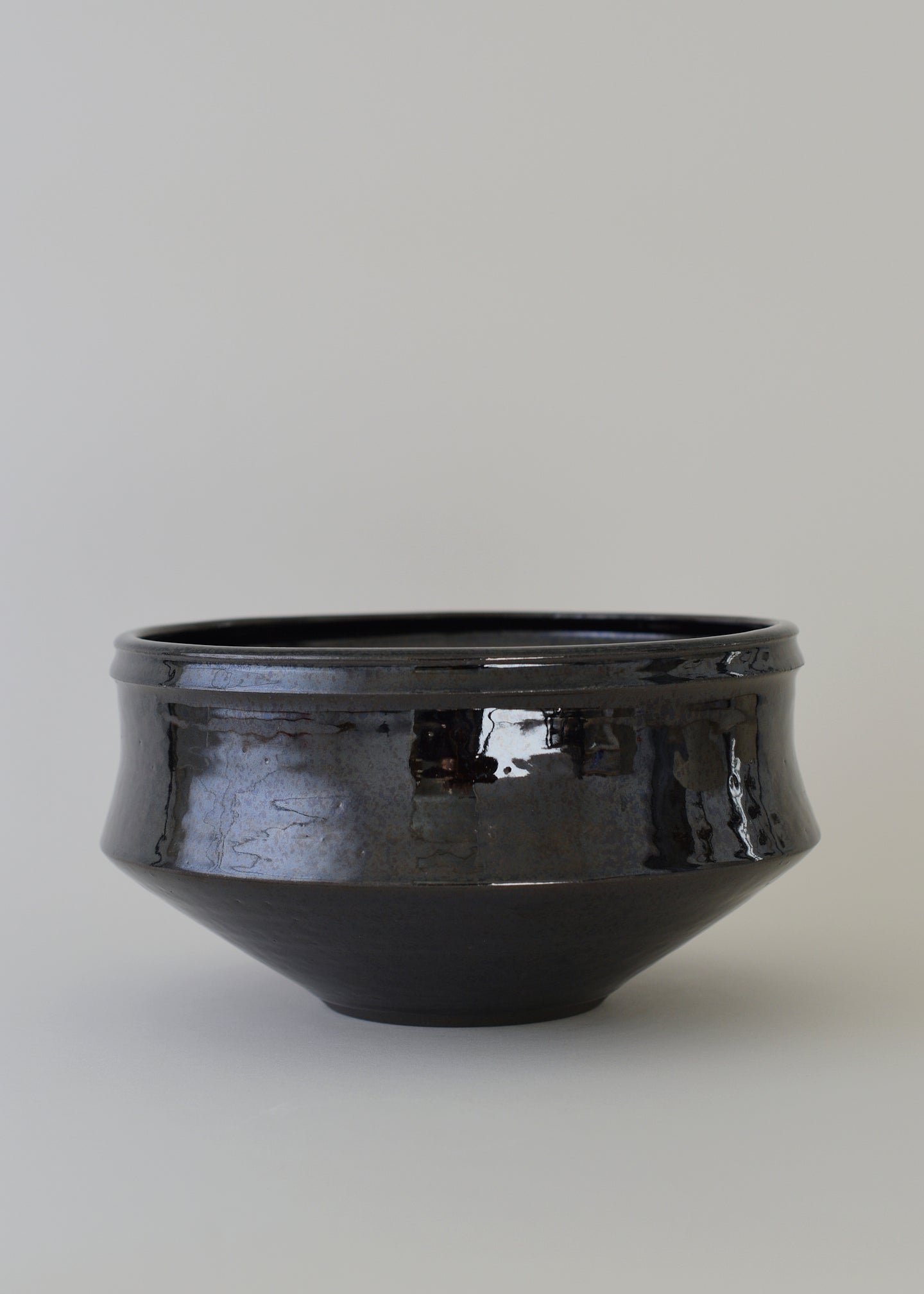 Elle Series Bowl in Dark Amber - Victoria Morris Pottery