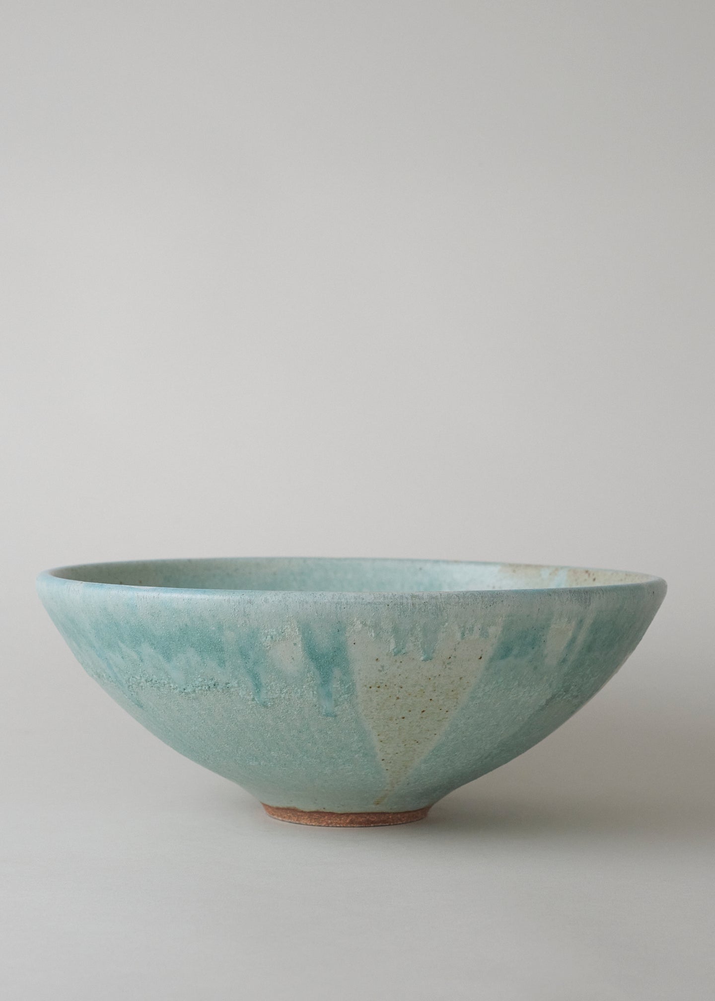 Essential Rounded Serving Bowl in Cobre - Victoria Morris Pottery