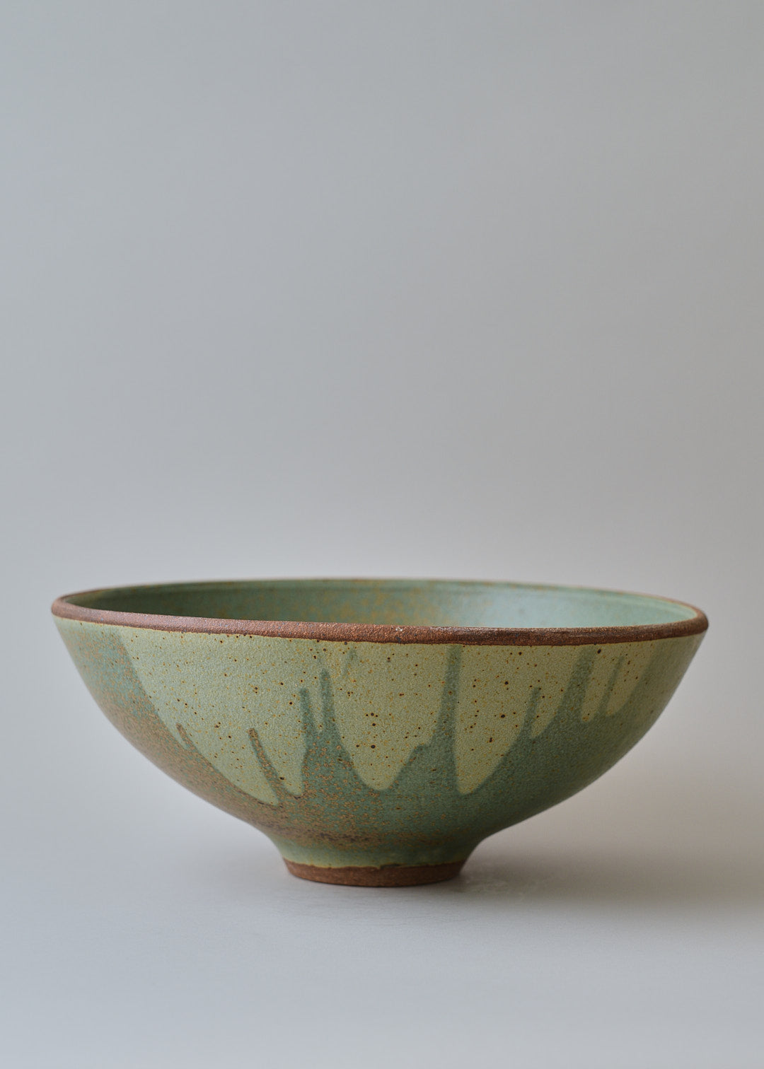 Extra Large Lucy Serving Bowl in Poured Copper Green - Victoria Morris Pottery