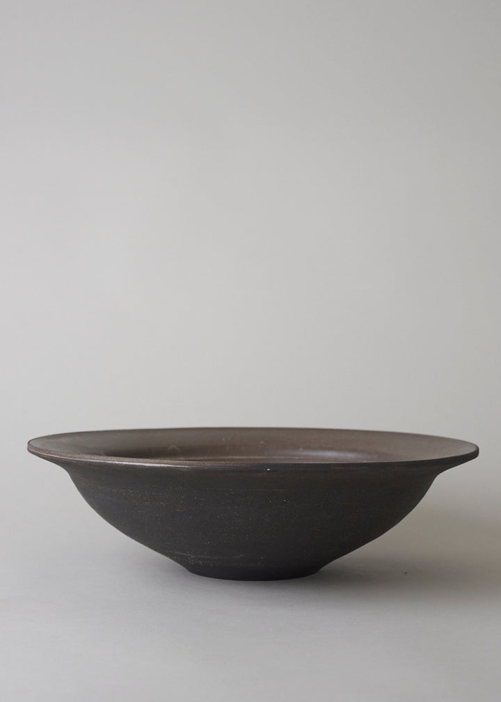 Large Finn Bowl in Black Sand - Limited Edition - Victoria Morris Pottery