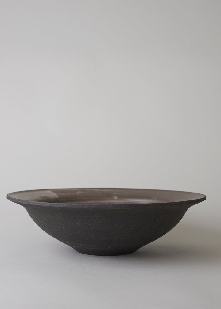 Large Finn Bowl in Black Sand - Limited Edition - Victoria Morris Pottery