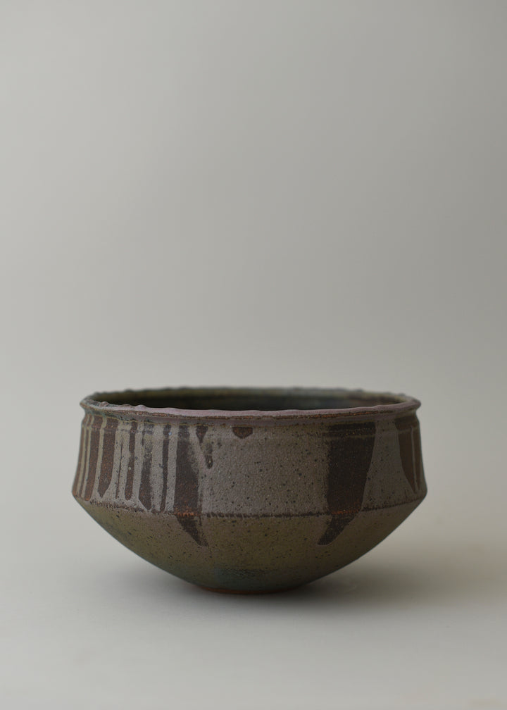Flora Bowl no. 2 in Lichen - Victoria Morris Pottery
