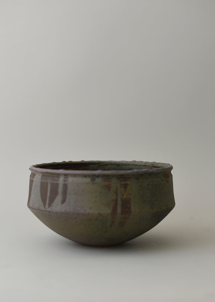 Flora Bowl no. 2 in Lichen - Victoria Morris Pottery