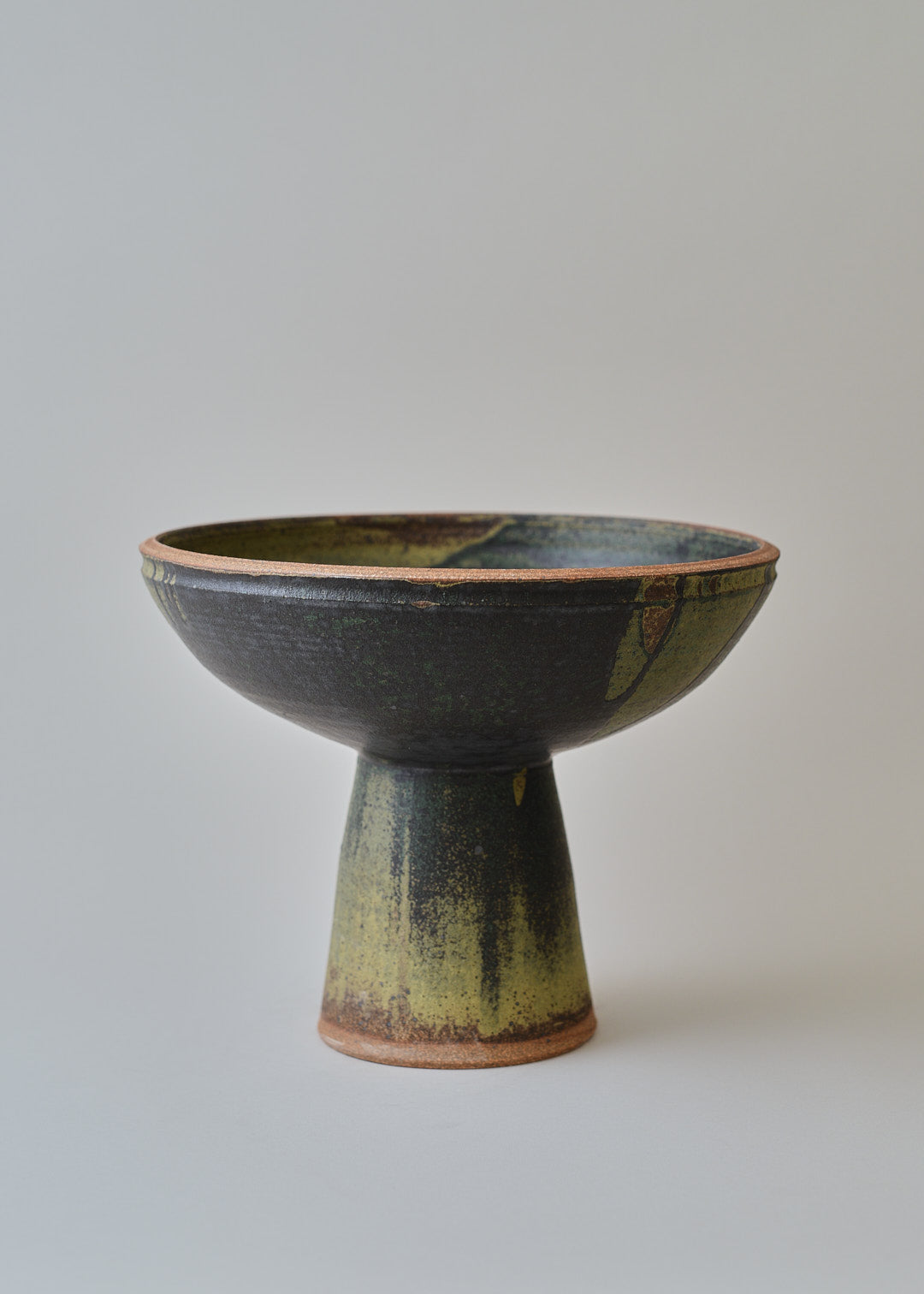 Elevated Bowl in Lichen - Victoria Morris Pottery