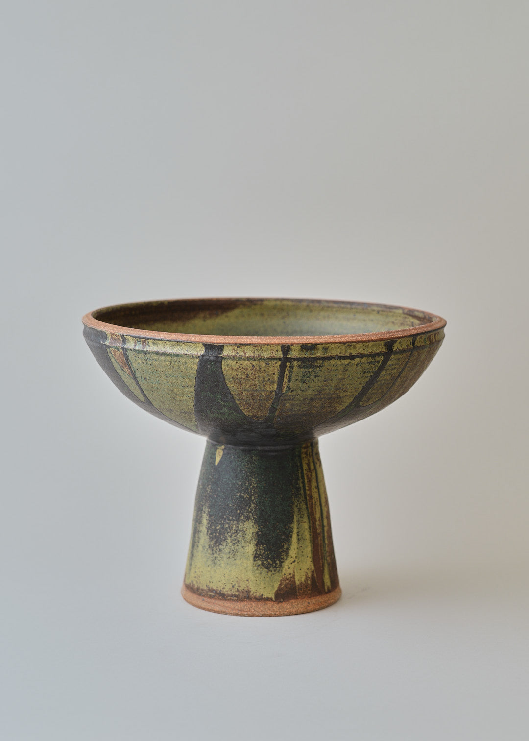 Elevated Bowl in Lichen - Victoria Morris Pottery