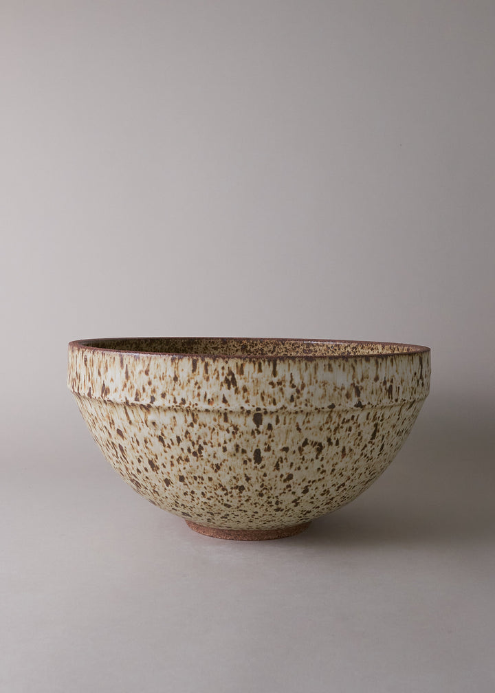 Iris Serving Bowl in Ivory - Victoria Morris Pottery