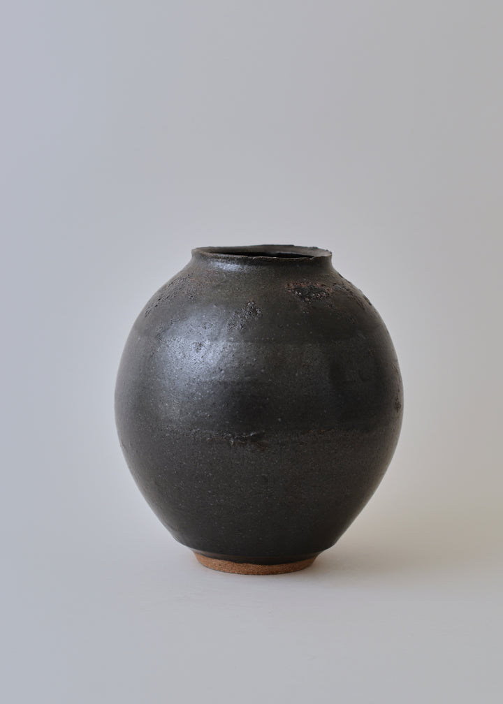 Orb Series Vase in Textured Iron Black - Victoria Morris Pottery