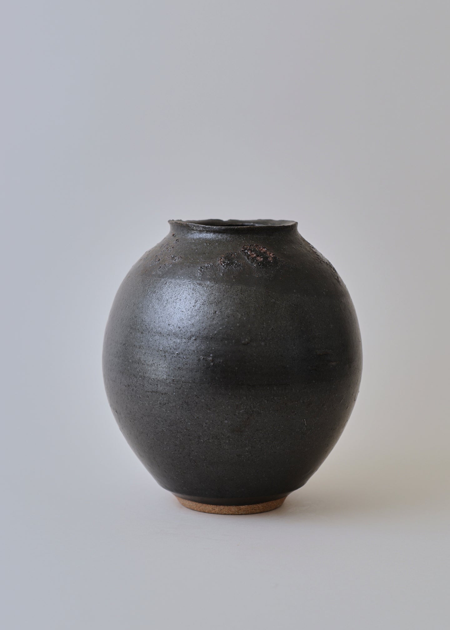 Orb Series Vase in Textured Iron Black - Victoria Morris Pottery