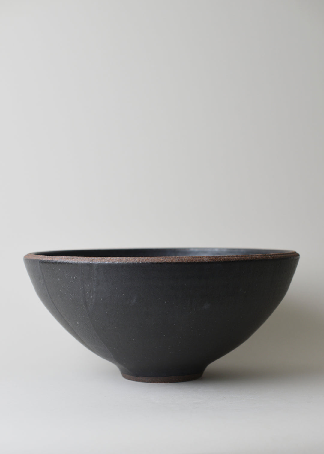 Extra Large Lucy Serving Bowl in Iron - Victoria Morris Pottery