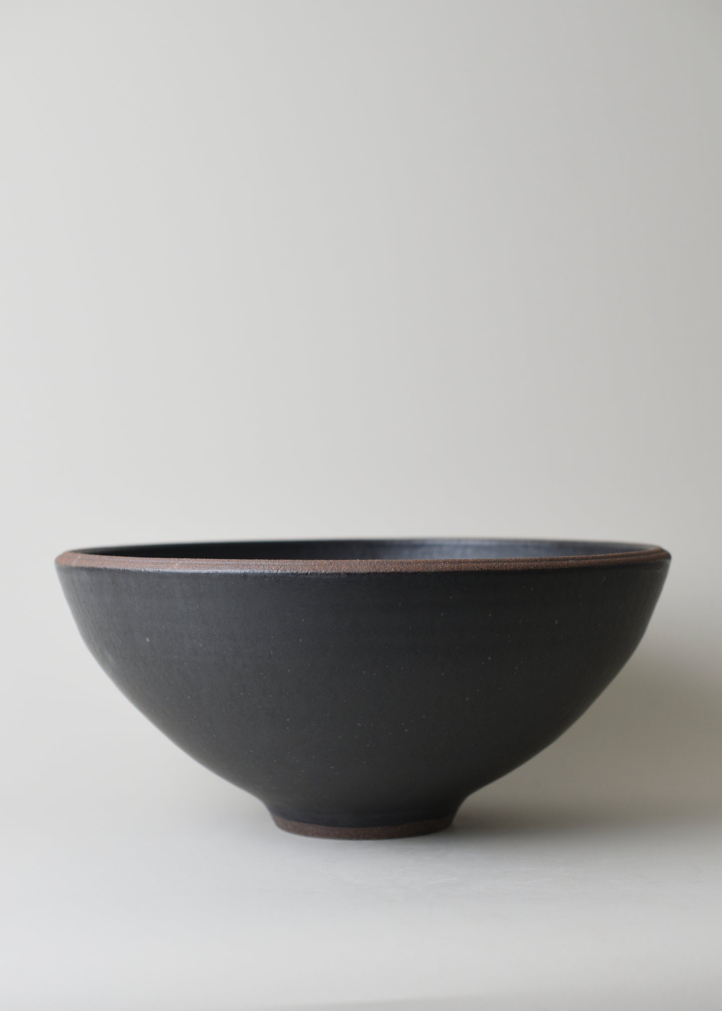 Extra Large Lucy Serving Bowl in Iron - Victoria Morris Pottery