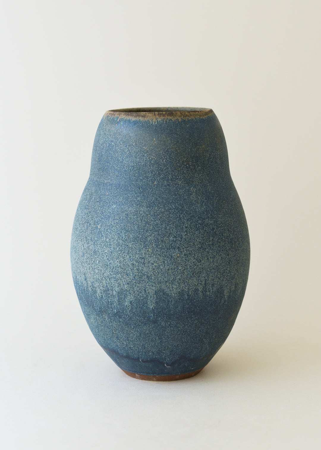 Echo Vase in Bronzed Ink - Victoria Morris Pottery