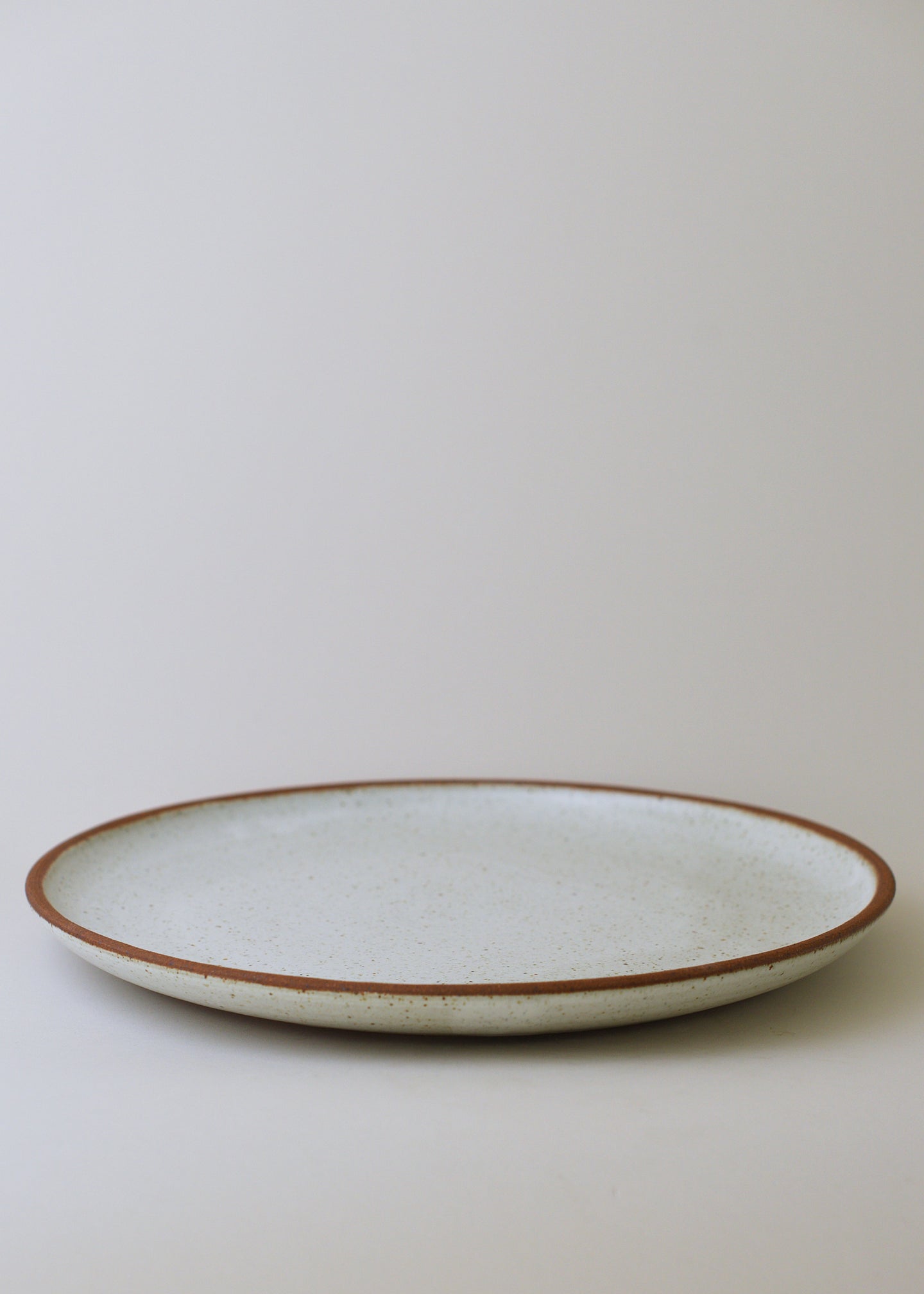 Large Platter in Flecked Ivory - Victoria Morris Pottery