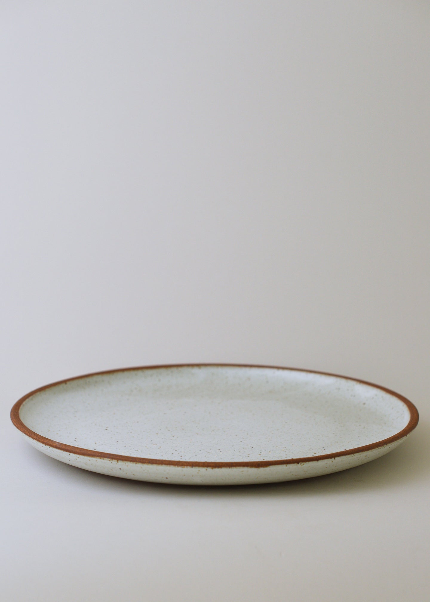 Large Platter in Flecked Ivory - Victoria Morris Pottery