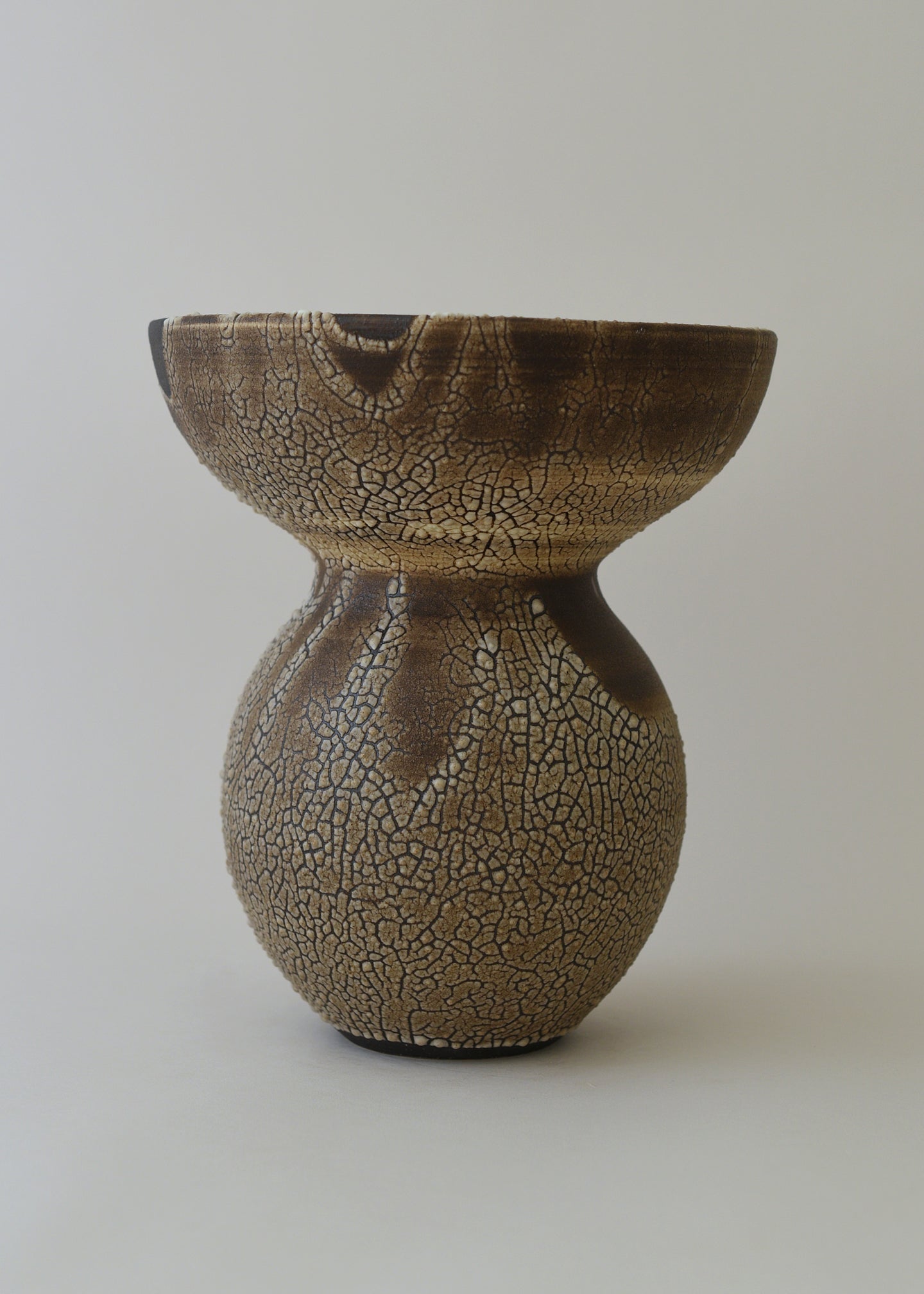 Large Aeolus Vase in Crawl - Victoria Morris Pottery