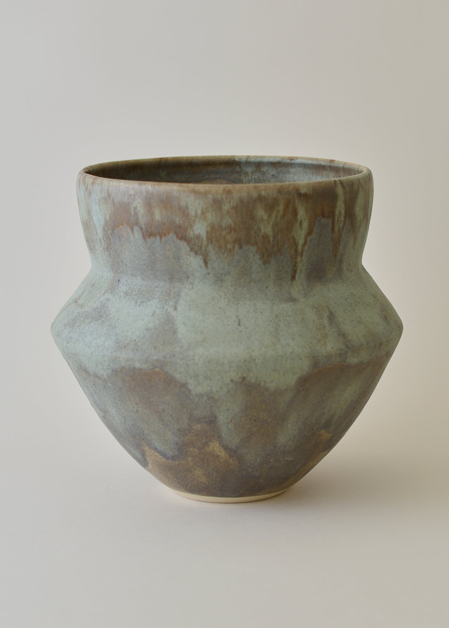 Diana Vase in Bronzed Mineral - Victoria Morris Pottery