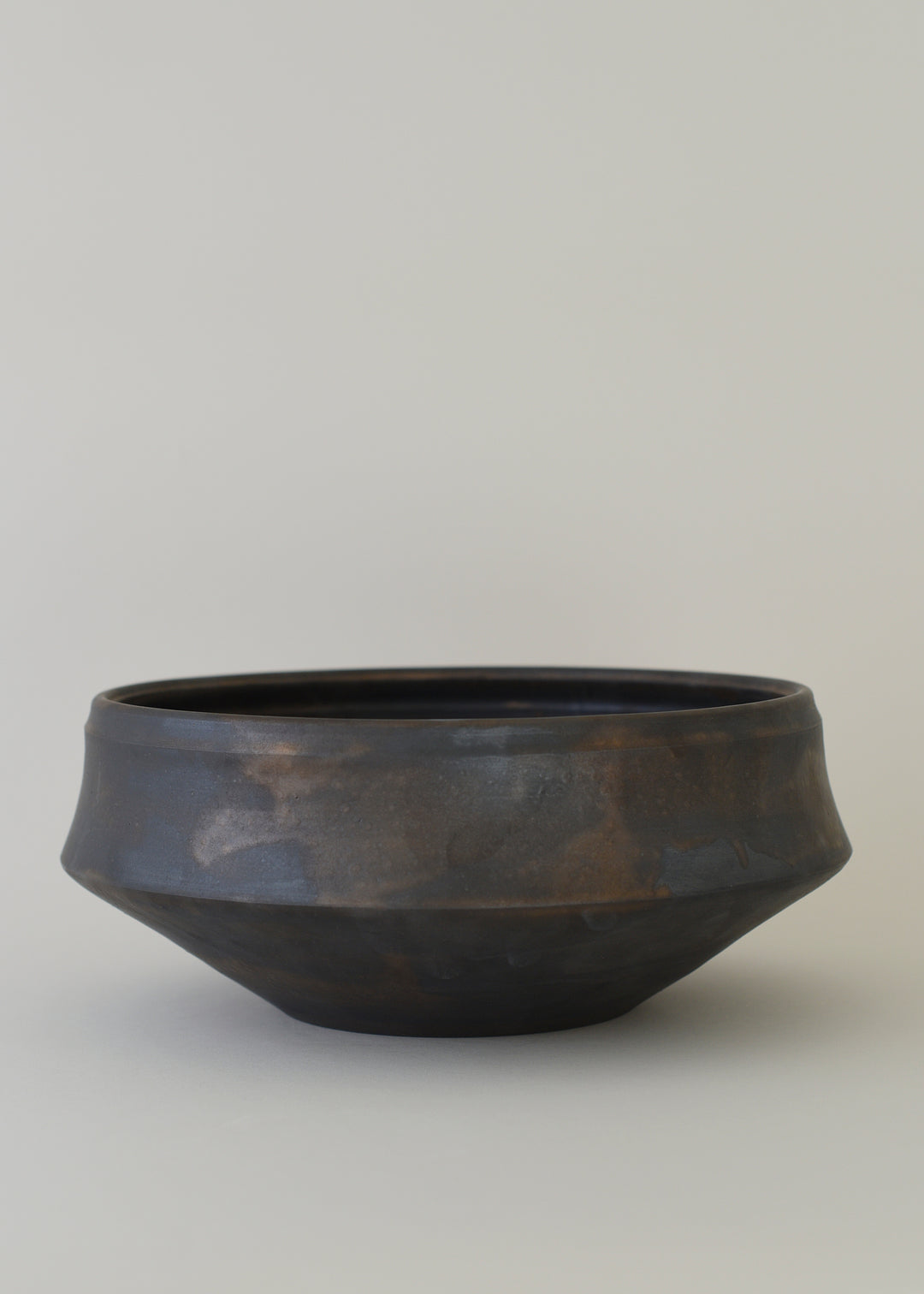 Large Elle Bowl in Bronze - Victoria Morris Pottery
