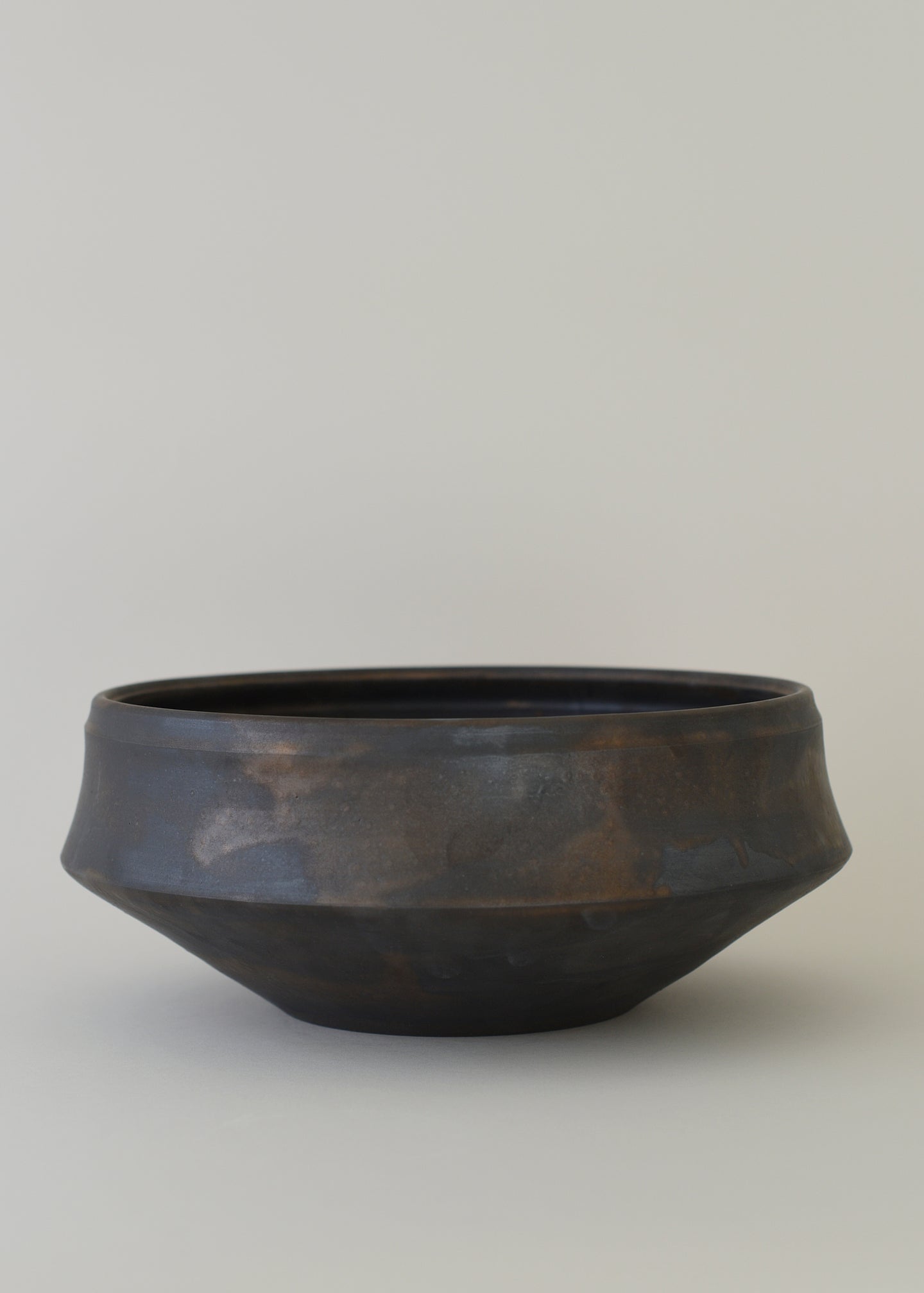 Large Elle Bowl in Bronze - Victoria Morris Pottery