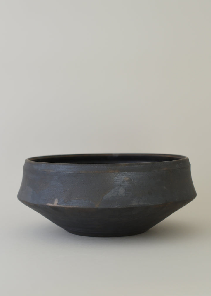 Large Elle Bowl in Bronze - Victoria Morris Pottery