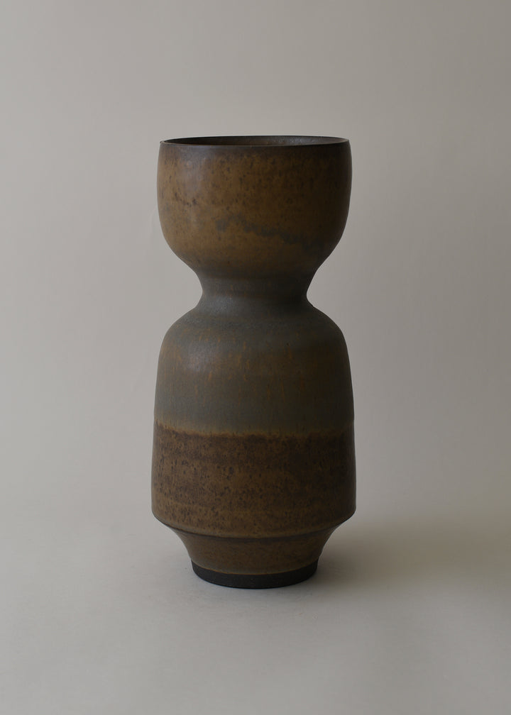 Lucy Series Vase no. 5 in Hazel - Victoria Morris Pottery
