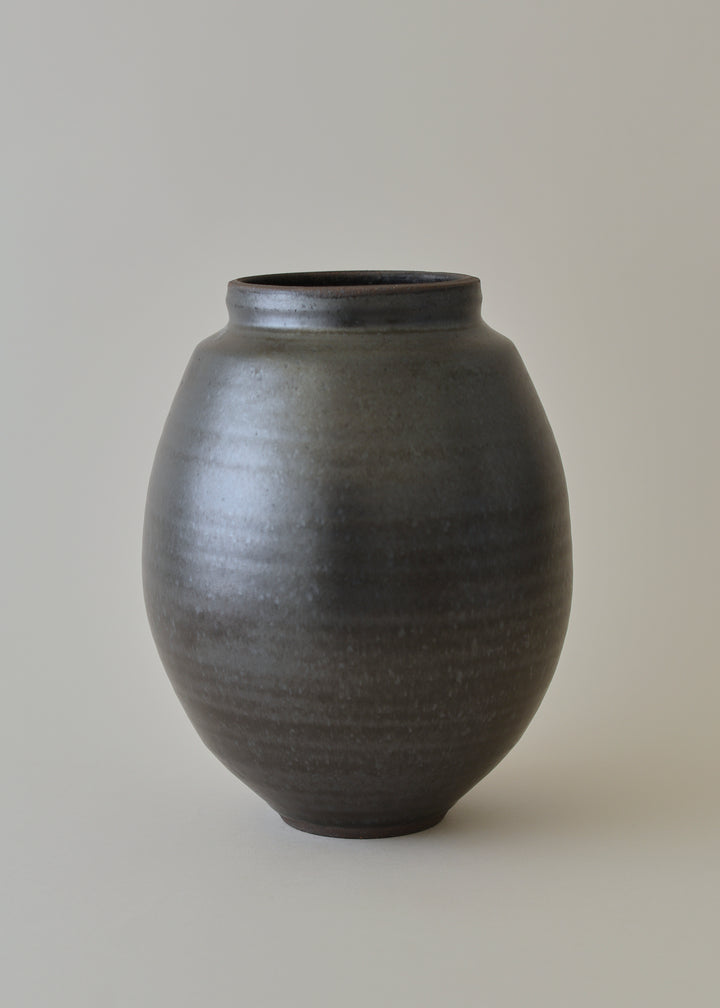 Oval Series Vase in Iron Black - Victoria Morris Pottery