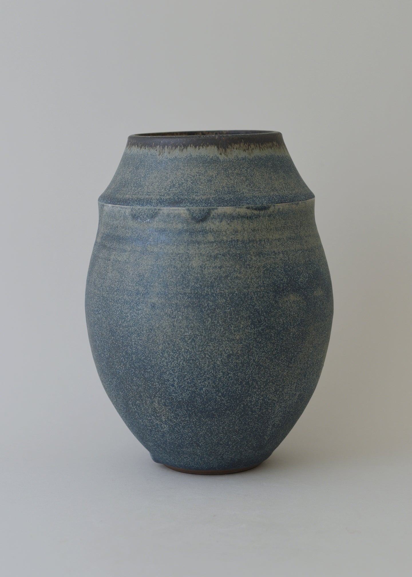 Ridge Vase no. 2 in Bronzed Ink - Victoria Morris Pottery