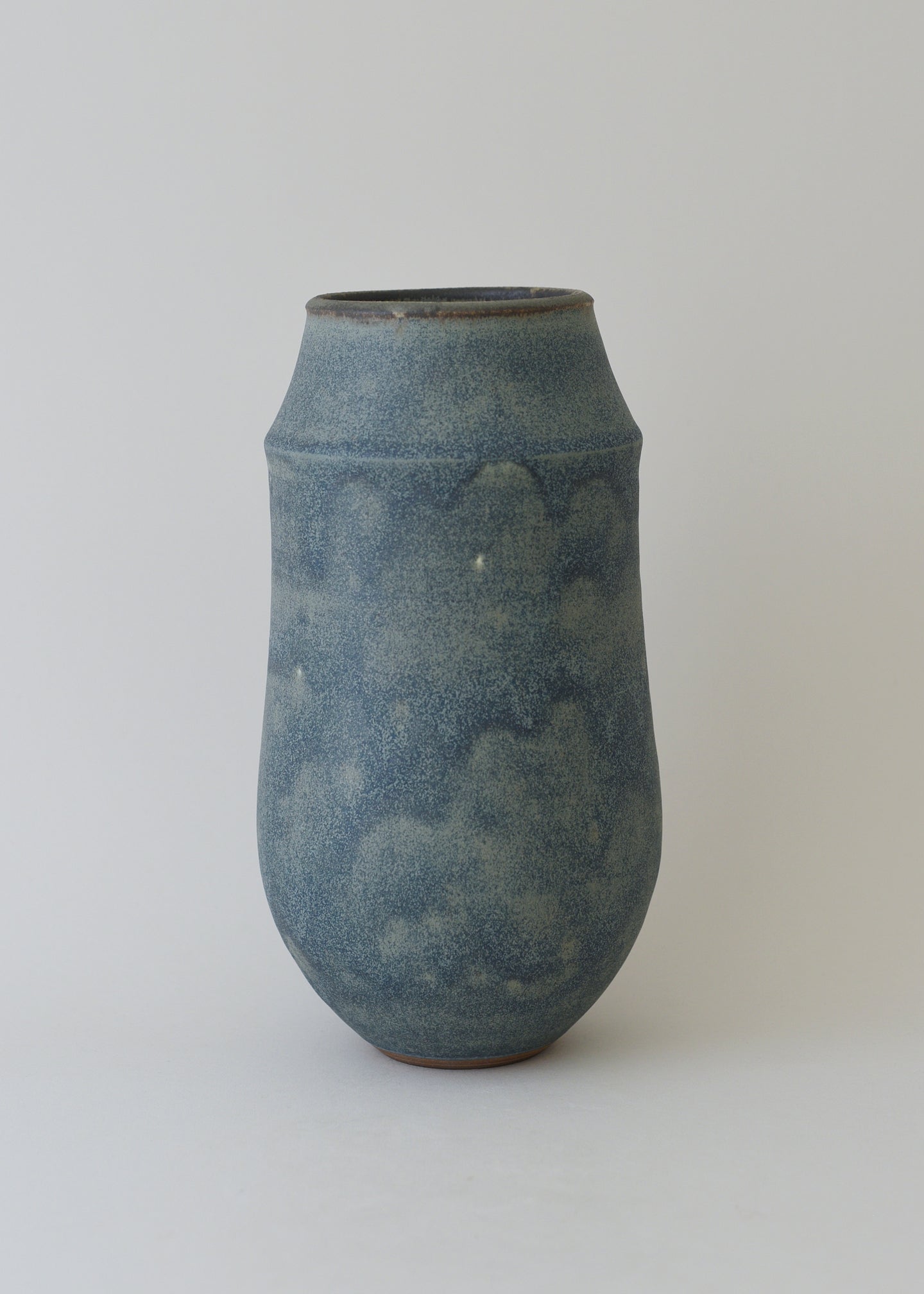 Large Ridge Vase in Bronzed Ink - Victoria Morris Pottery