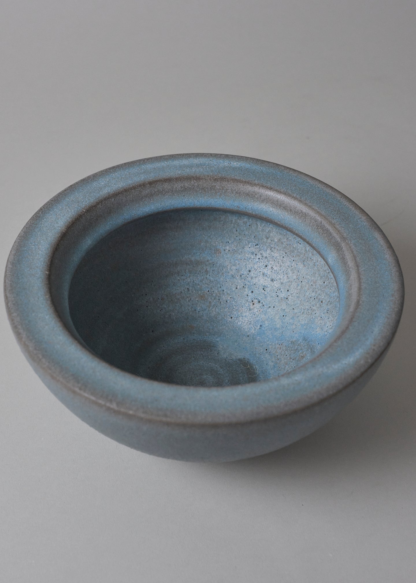 Ledge Series Bowl in Pool - Victoria Morris Pottery