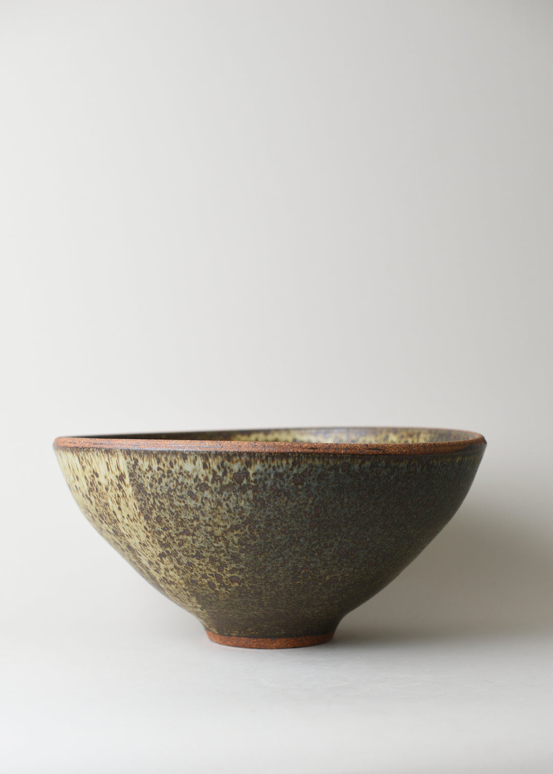 Extra Large Lucy Serving Bowl in River Rock - Victoria Morris Pottery