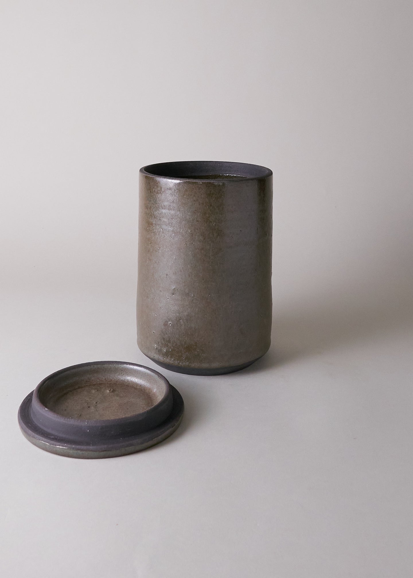 Medium Canister in Tortoise Shell - Victoria Morris Pottery