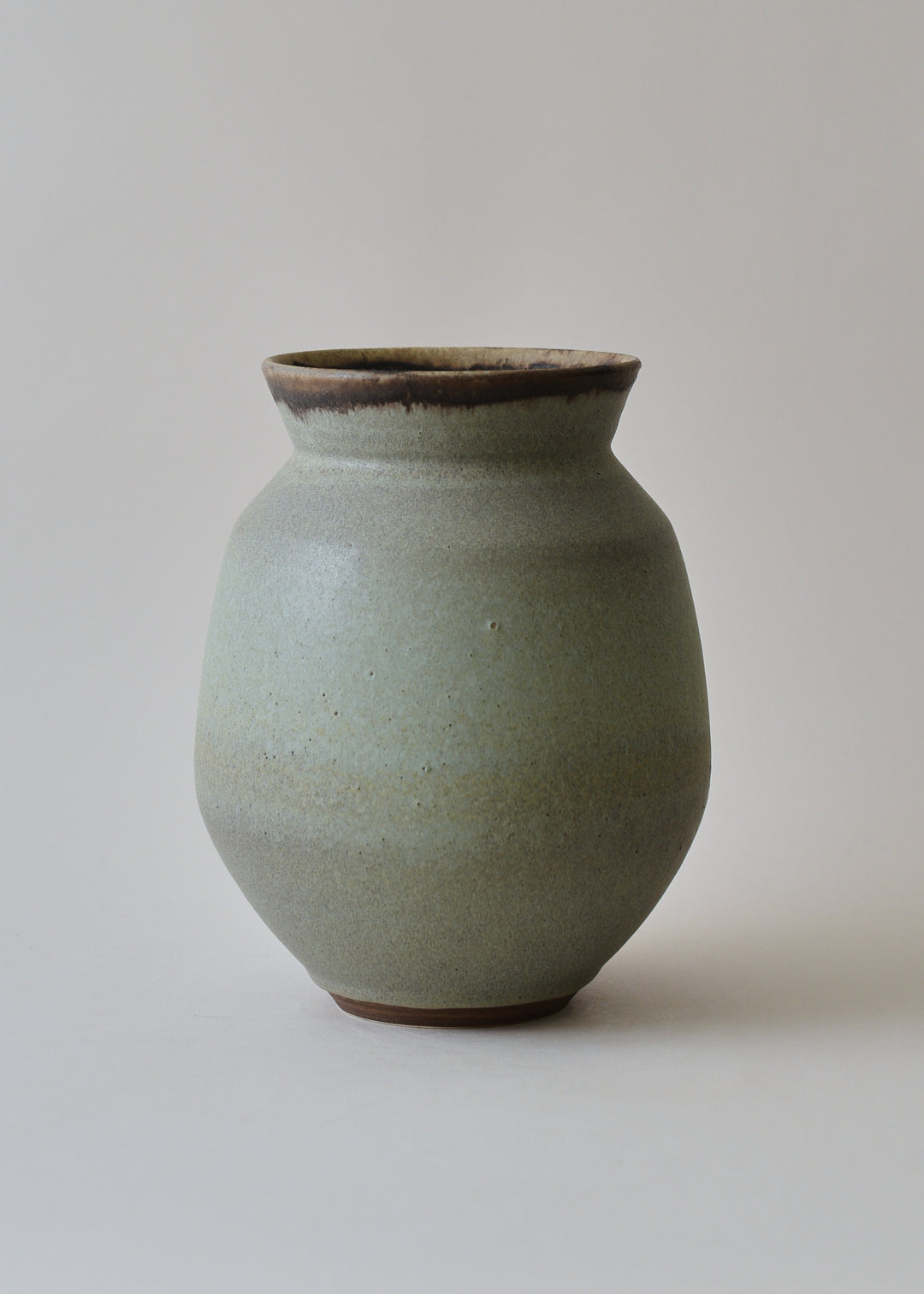 Poppy Series Vase no. 2 in Mineral - Victoria Morris Pottery