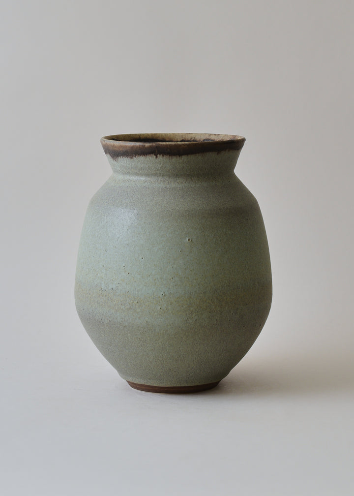 Poppy Series Vase no. 2 in Mineral - Victoria Morris Pottery