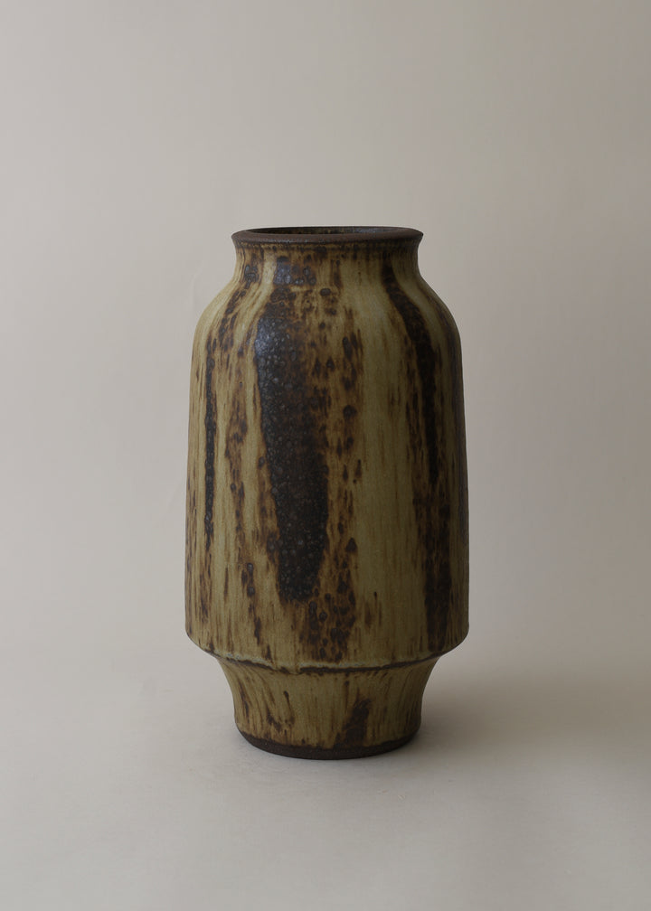 Lucy Series Vase in Live Oak - Victoria Morris Pottery