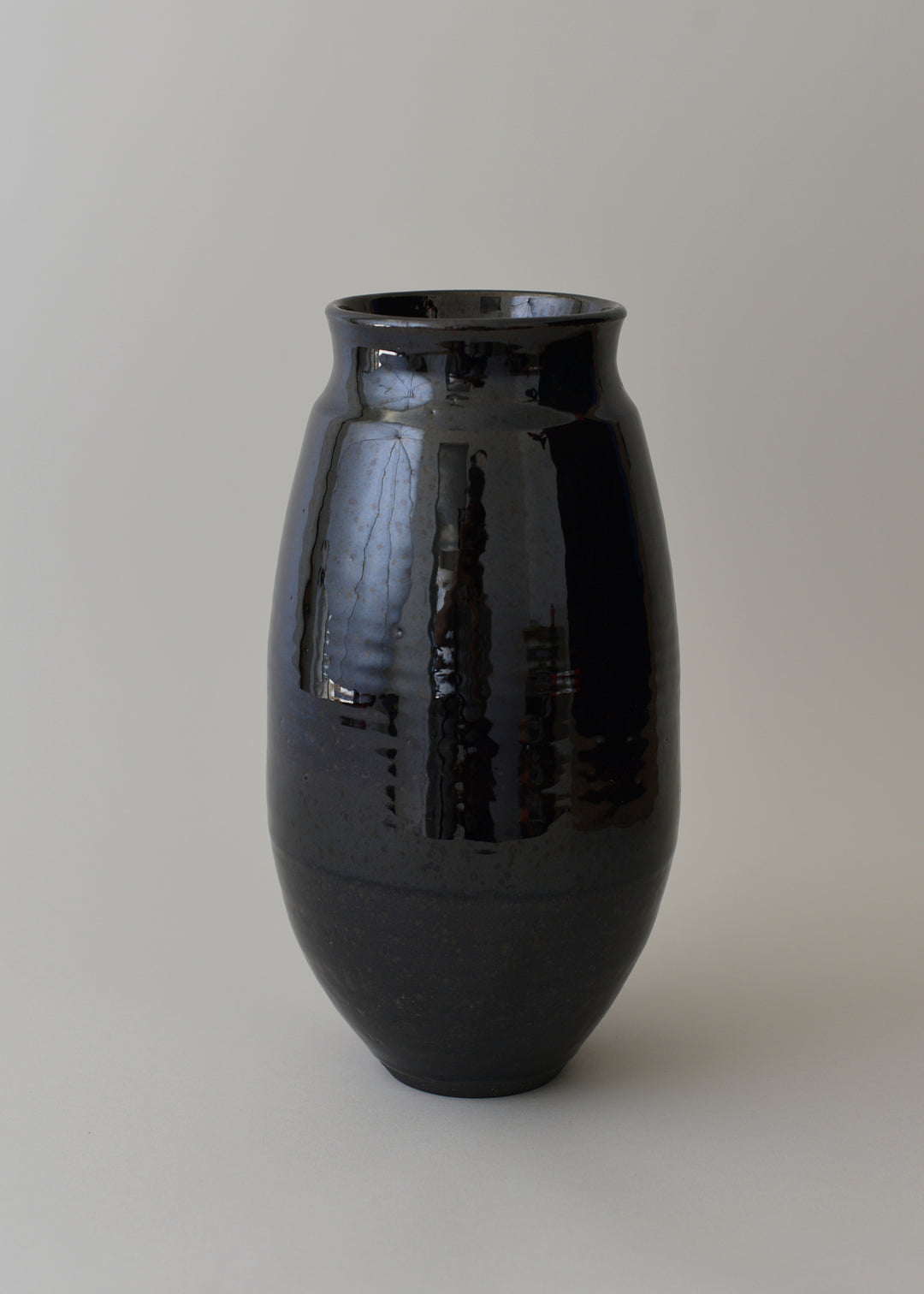 Large Poppy Vase in Dark Amber - Victoria Morris Pottery