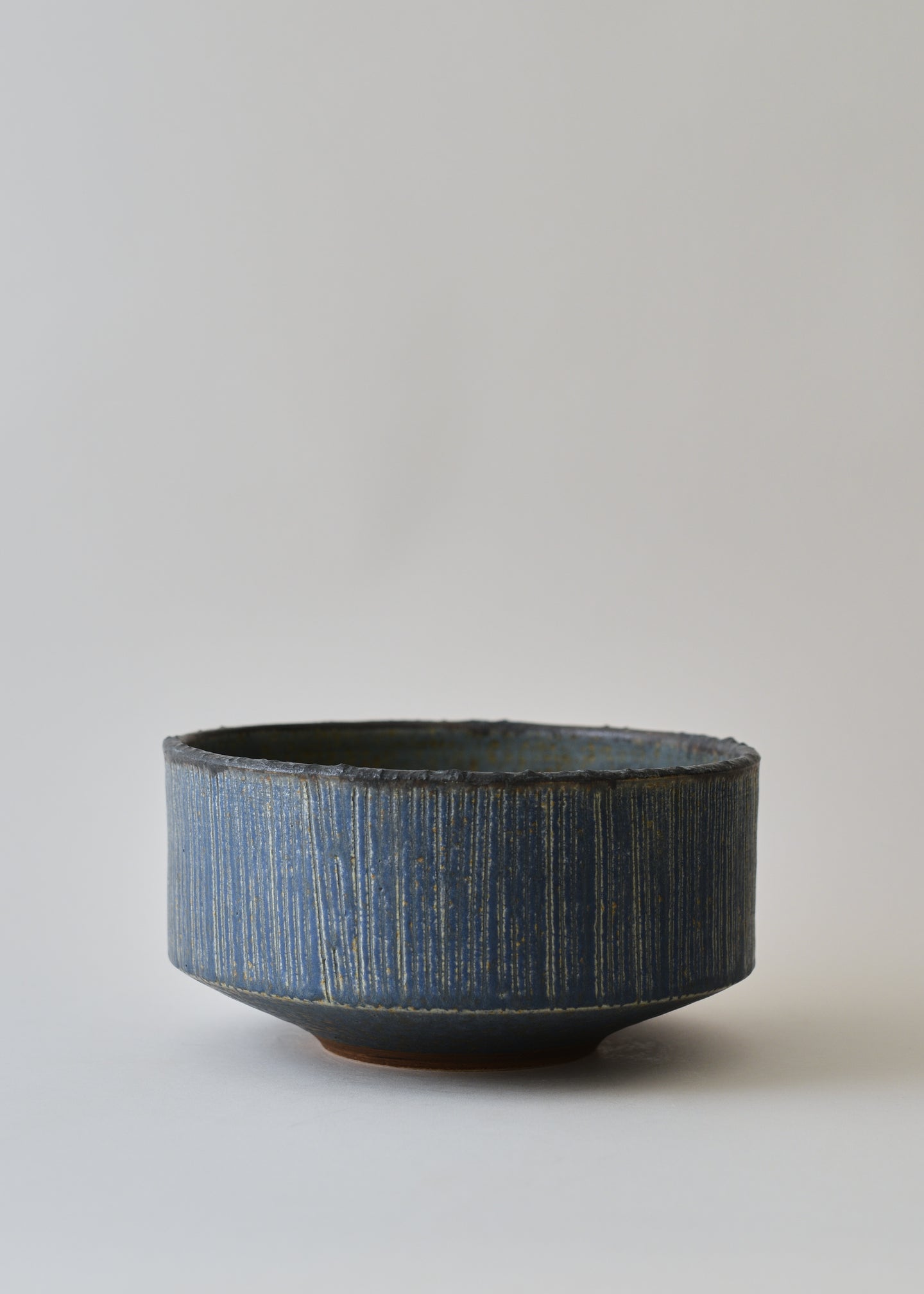 Scribe Bowl in Bronzed Lake - Victoria Morris Pottery