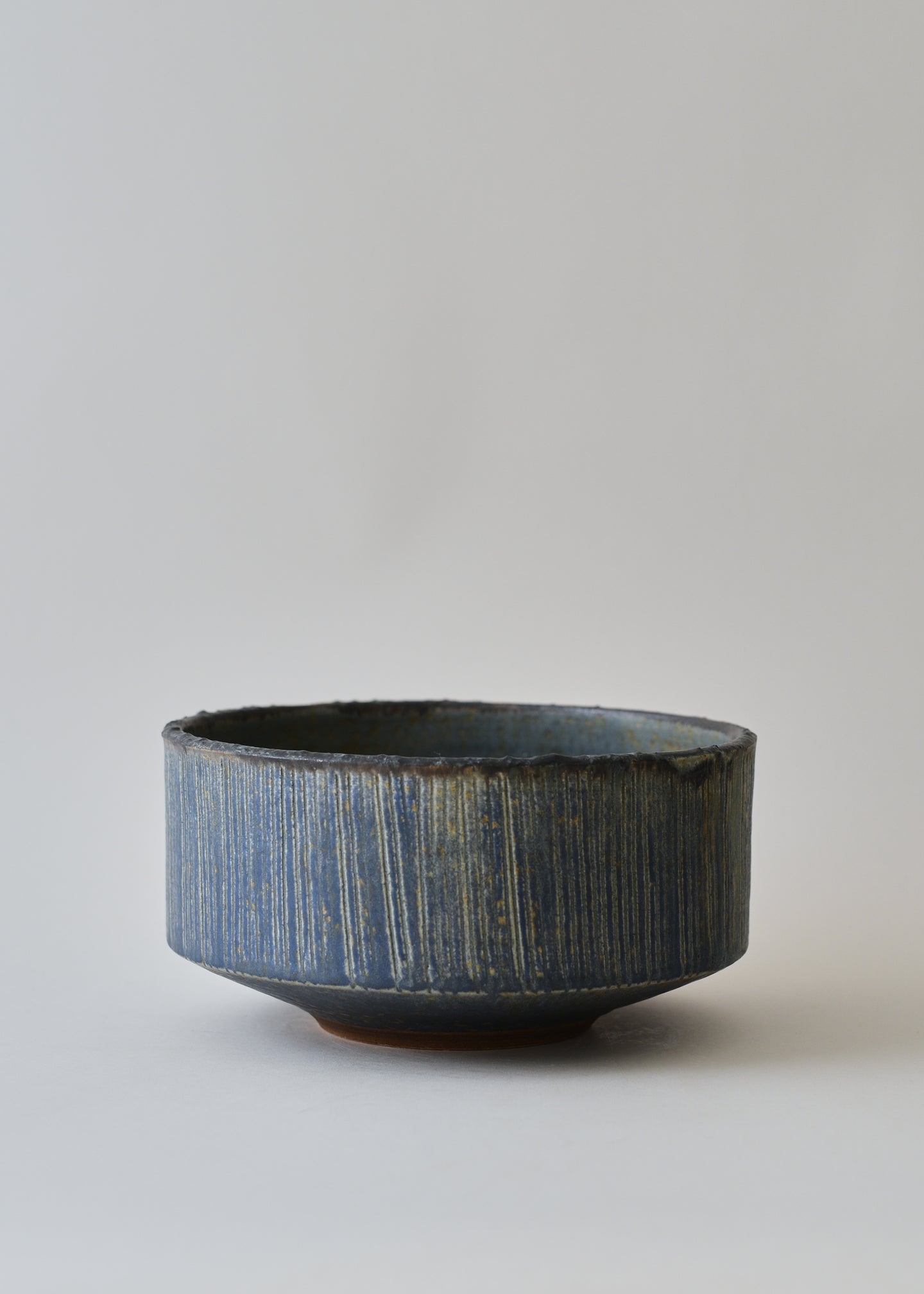 Scribe Bowl in Bronzed Lake - Victoria Morris Pottery